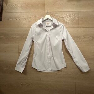 NWOT ASA Medium Women’s White Button-Up Shirt. Stretchy & bright white! ⭐️